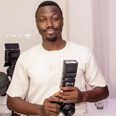 ogidi4christ's profile picture. I am a banker turned Photographer
contact 
WhatsApp: 08023914664
Instagram: @ogidiphotographykoncept
Facebook: https://t.co/uYOSs0uYVk