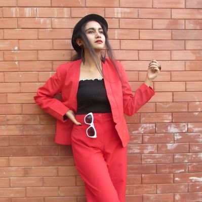 Mili_miyu's profile picture. My sense of #fashion defines me well❤️