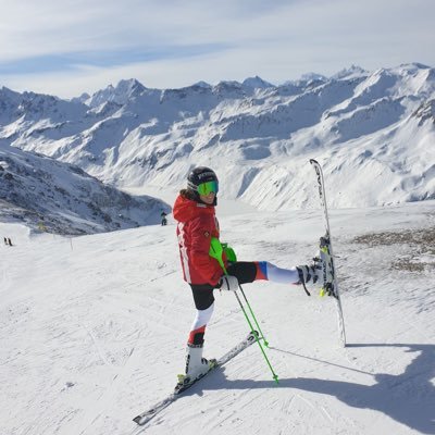 RastCamille's profile picture. Swiss Alpine Skier 👻