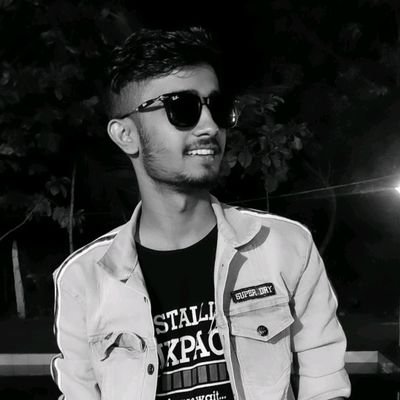 NavneetModani1's profile picture. 