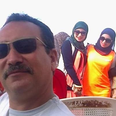 شريك ومدير ماركت