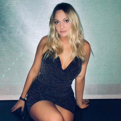 TheDaniHall's profile picture. Kansas City | Kstate Alum