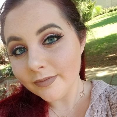 difranco_marmar's profile picture. I have amazing friends. Harry Potter is my life, I love Halloween and fall 🎃🕸🕷🦇🔮 also work as a concessioner at local fairs and Renisance fairs.