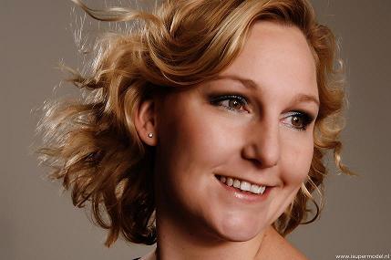 Broodjesbakker en ideeënmachine op Camping International, vrouw van Kenneth en moeder van Liselotte. Grote zus van @ouwepaupert en @samokedoei !