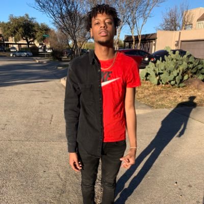 Y’all follow me in Instagram @dukegrimeyy 😎 Thuggin by myself🥀 Real blocc star 🌟🎯 Jarvis Christian College Student-Athlete 🏀