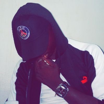 Mbalijairus's profile picture. Celui que Dieu éclaire💡