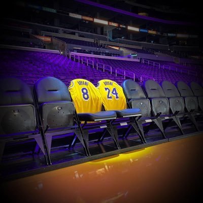 iyawnn's profile picture. I like to do 3 low shorts into ex legs #mambamentality