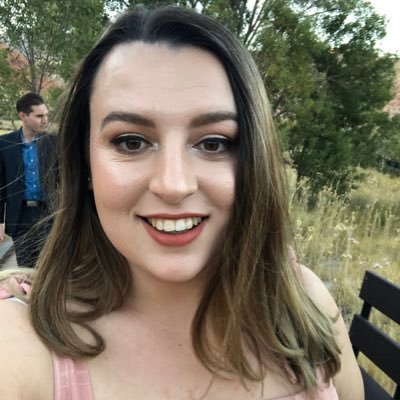 zoemareewhite's profile picture. uni student. reader. movie watcher. traveller