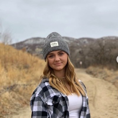 taylerallred34's profile picture. 