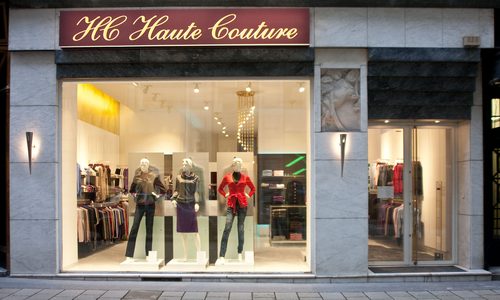 Welcome in the World of fashion!

Our fashion shop is located in the heart of Vienna.

Come and exprience it!