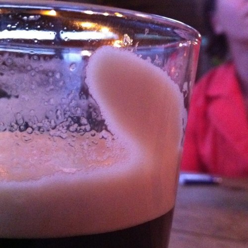 MannysPS2's profile picture. Aggressive Snowflake, I use my rainbow gun to shoot glitter at mean people. I’m Anti violence aside from NHL Hockey. Decidedly pro that