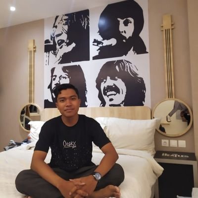 FAVLE48B
Hanya Orang Biasa,Kadang Bijaksana,Bijak sini,dan Bijak situ
(🧙♂️,🧙♂️) gnoma (Ø,G)