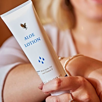 880000C's profile picture. We are lifestyle products, Aloe Vera and Bee honey-based, Personal Care, Skincare and Weight Management related, 100% synthetic chemical-free, natural and Halal