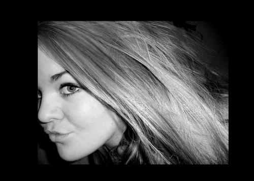 Jen_1008's profile picture. ℒℴѵℯ.  is so much more than a fuck!