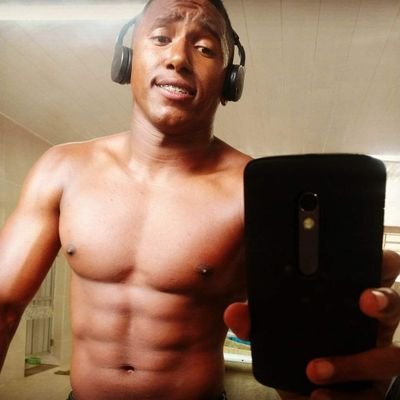 FagnerRocha_'s profile picture. @ospretchacos... Segue lá que é mídia, futebol, resenhas e muito mais...