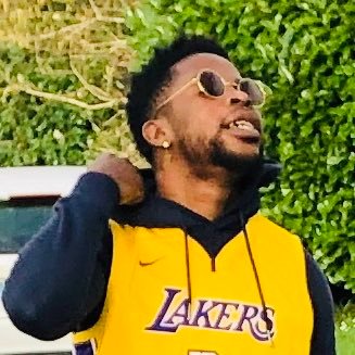 buzz#237🇨🇲_impossible n'est pas kmer#@* snap# buzzcedric* IG: cedric_buzz ⚽️#unepassionavie🏀NFL🏈