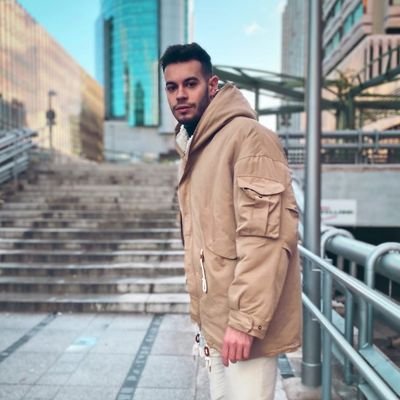 victor_iniesta's profile picture. 🎓 historia del arte en @uclm_es