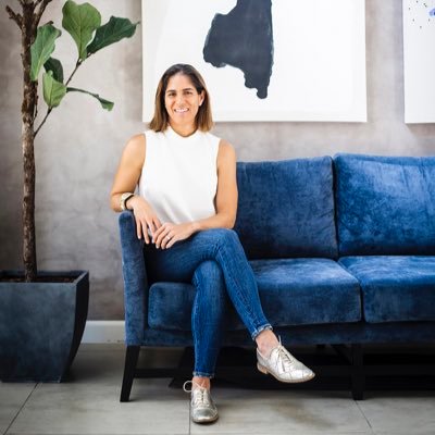 majocastroe24's profile picture. Directora de Barefoot Hospitality. Co-Fundadora de @pancake__live. Fundadora de CAVU Estrategia y Acción.