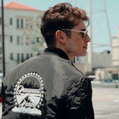 leorders's profile picture. filho de Kenna e James Orders, 21 anos, marido e traficante de comida da Cassiopeia