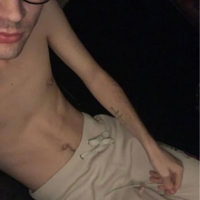 SudisteGeant's profile picture. du sud ouvert d’esprit dm si intéresser 😘🔥#Agde #montpellier #gay #Carpediem