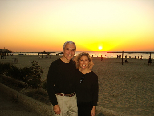 Dr. Samuel D. Gerber specializes in minimally invasive surgery of the knee and shoulder.