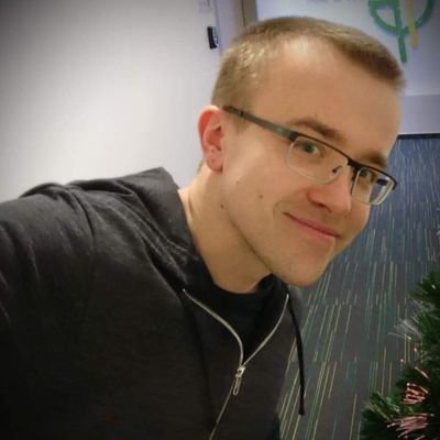 tiszarobi90's profile picture. #Programmer