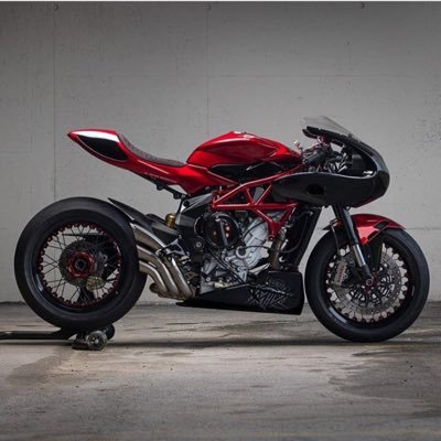 guruluvi's profile picture. 