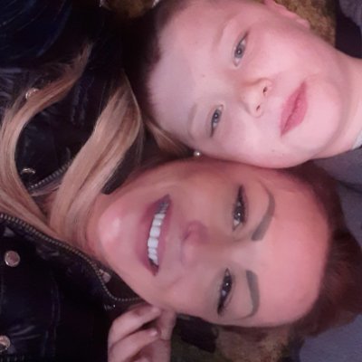 FionaWa16145377's profile picture. Everybody is perfectly imperfect thats what makes us unique ✌❤🙏😘