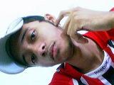 Eu sou a interface entre: o que as pessoas acham de mim, o que acho que sou e o que me tornei.
Quer saber mais? Follow-me!!! ;)