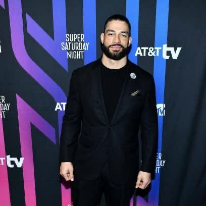 the big fan Roman Reigns@romen empire
@the dog@ john cina@Love not hate life
Never be afraid to die@And yes death is a truth.