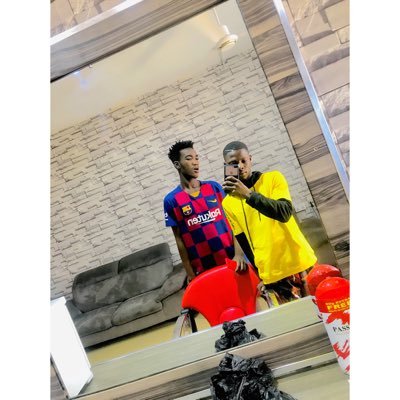 SharplineLarmar's profile picture. 🙅🏾‍♂️