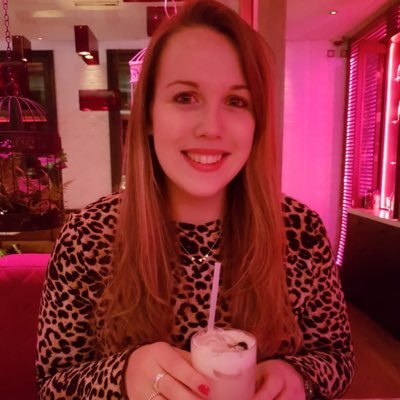 MSc #DigitalMarketing Graduate.👩🏼🎓 Digital Communications. 💻 Edinburgh Global. 🌎 #Traveller. ✈️Ex-Disney Costumer. 👑Pianist. 🎹 #Scottish.🏴