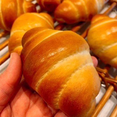 愛知県一宮市で自宅パン教室やっています。毎月違うメニューでの単発レッスンです。パン作り好きな方と繋がれたら嬉しいです😊