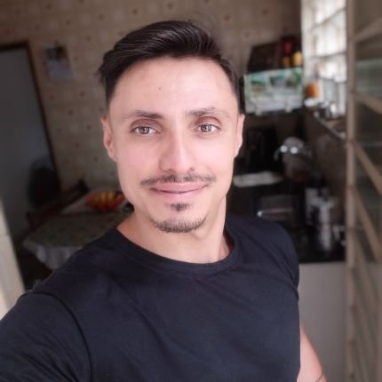 💒 | Católico
📲 | Social media
🏋️♂️ | Bora treinar ?!
🌎 | “Tenho em mim todos os sonhos do mundo.”