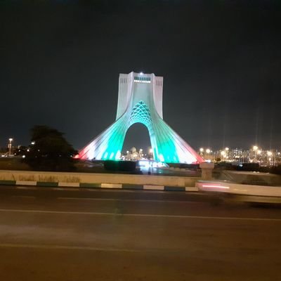 ostadrezaee's profile picture. 