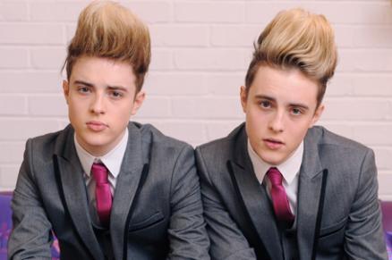 we love JEDWARD bigest fans be their follower here!!!!! common the jedheads =:)