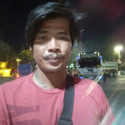 Uu8gYjClMWFccBh's profile picture. 