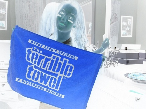 SydneyBiebs94's profile picture. #BLACKANDYELLOW !!!! Loveee ♥Justin Bieber & Jasmine V & Beyonce♥ Sweet 16!!!!! and yess, im a Daaaancer :)