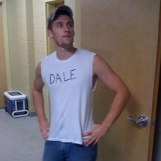 Mikeholllaa's profile picture. 