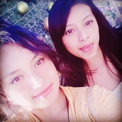 Soy 100% sixth gun. Amo a The GazettE y a Ruki con todo mi corazón. Si por mi fuera viviría en la música.