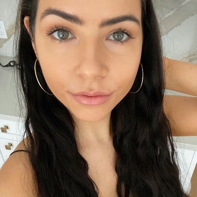 mmlivingstonexo's profile picture. 23. Traveller. Foodie. Fitness lover. Nature admirer. Smiler. Peace giver :)