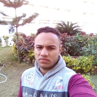 C63WJ7QhOsmfCFF's profile picture. 