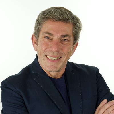 bhoudoy's profile picture. DataStoryteller, spécialisé eCommerce/eBusiness