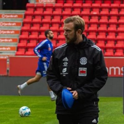 Academy coach @skbrann | UEFA-B coach | BA Football Studies @solentuni | Former @ilLysekloster @asanefotball