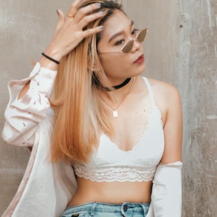 ShrrAnglq's profile picture. Privacy is golden. ✨