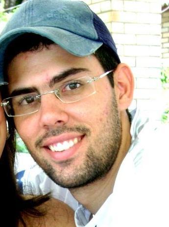 Sou Estudante de Publicidade e Propaganda, Espero ter uma carreira promissora.