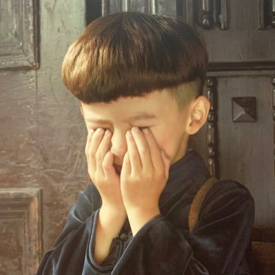 111ZZ's profile picture. 不下任何软件，直接报警！！！骗子滚