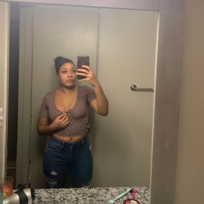 GandyBit's profile picture. vibing.