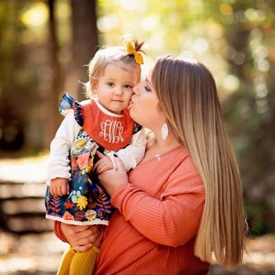 Momma of Aubree Ryan & Marlee Raine. Welders Wife. 🥰