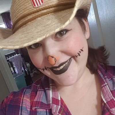 kills_with_look's profile picture. Enjoys reading, cooking, watching Bones, and movies with best friends and my husband :3